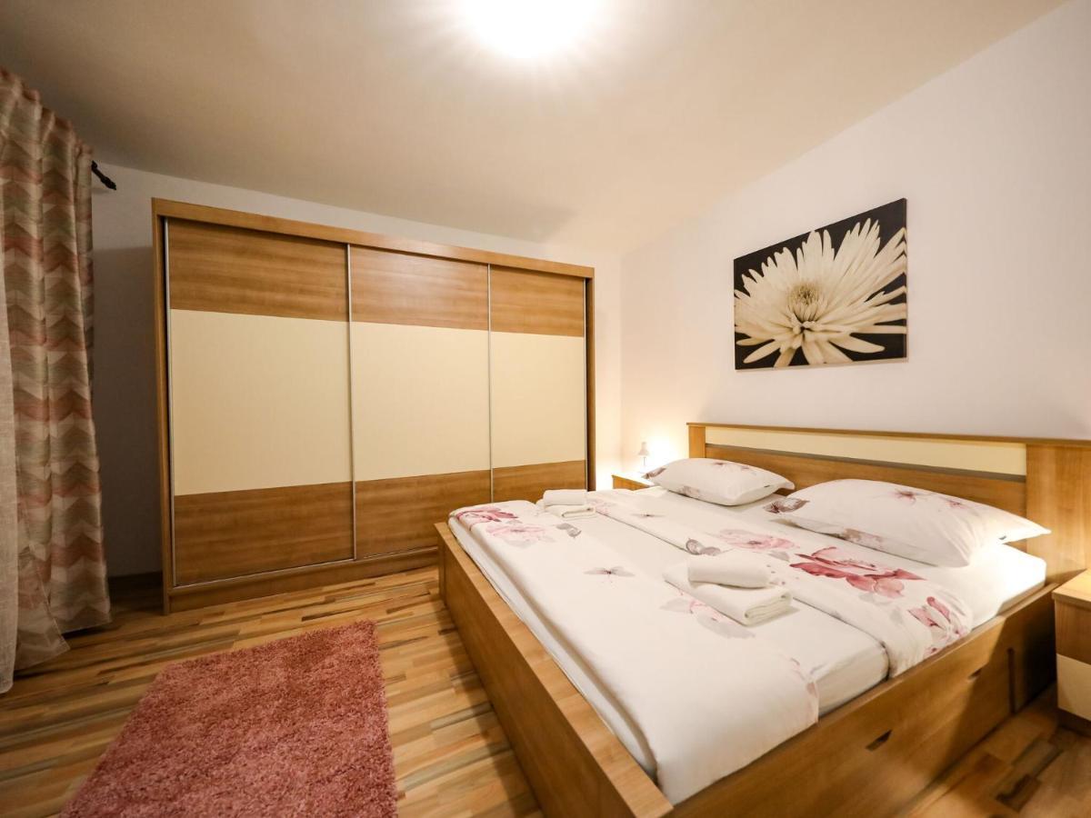 Lovely Holiday Home In Policnik With Private Pool Экстерьер фото