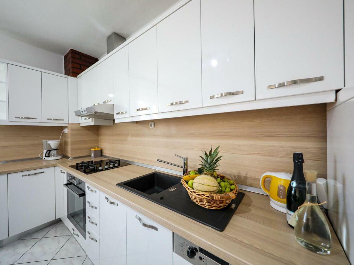 Lovely Holiday Home In Policnik With Private Pool Экстерьер фото